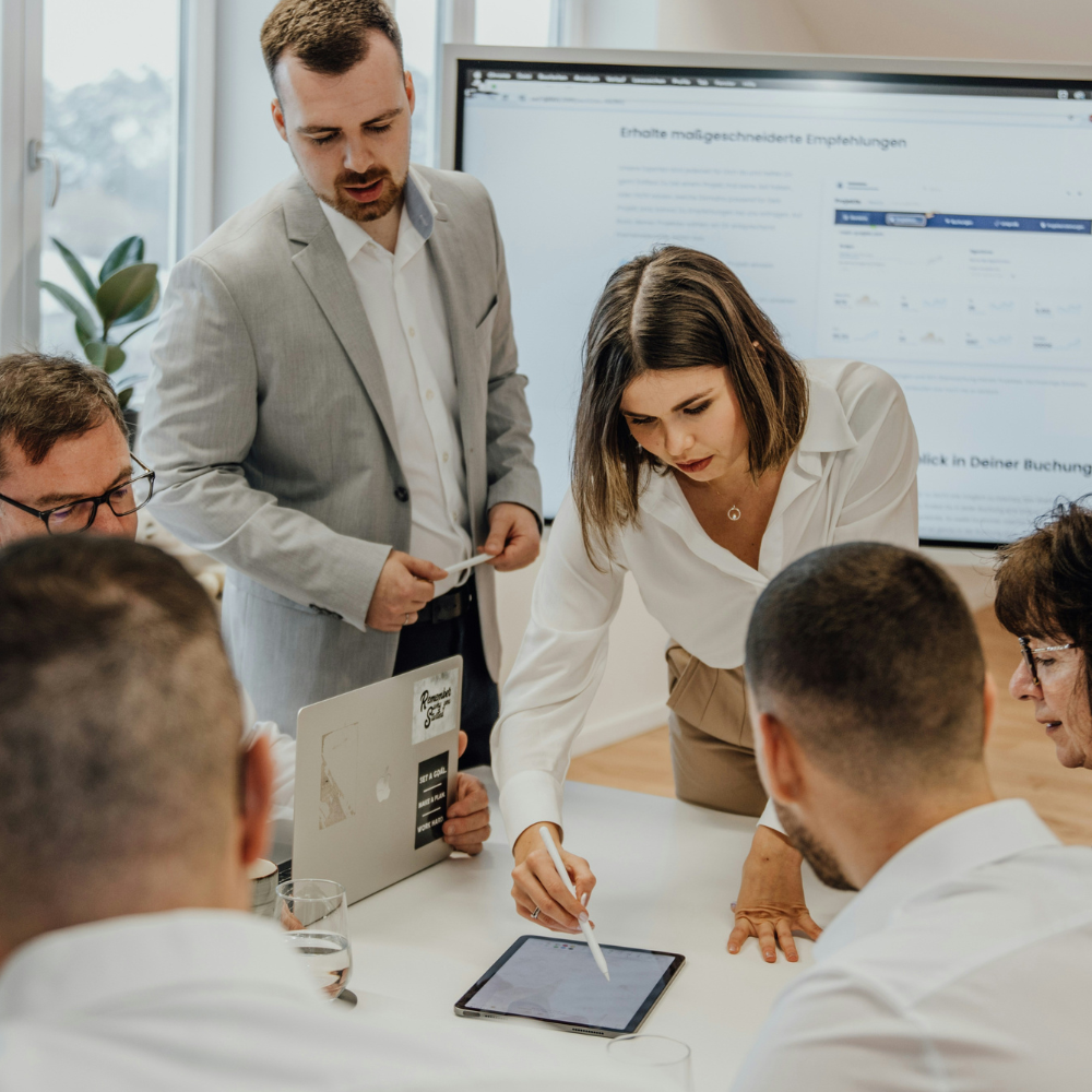 Assunzione-familiare-SRL-la-guida-definitiva-per-evitare-errori-e-massimizzare-i-vantaggi